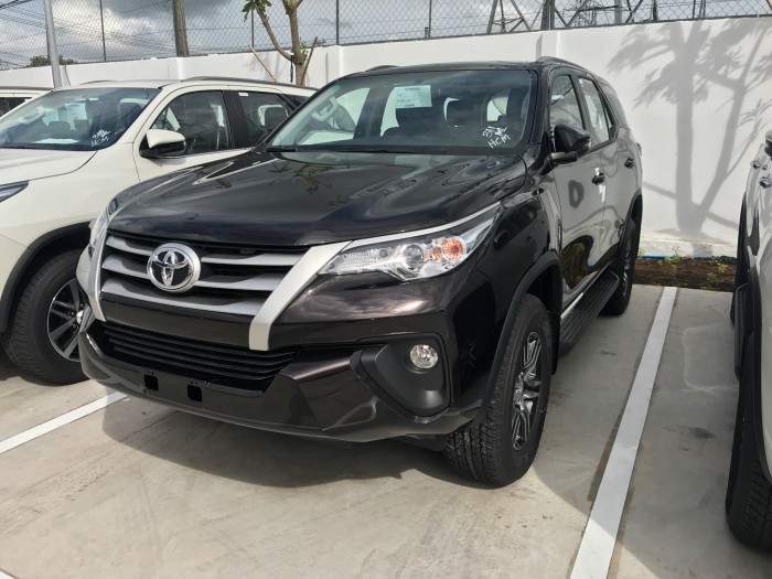 Fortuner 2019 Máy Dầu Nhập, Động Cơ 2.4AT Tại Toyota An Thành Fukushima
