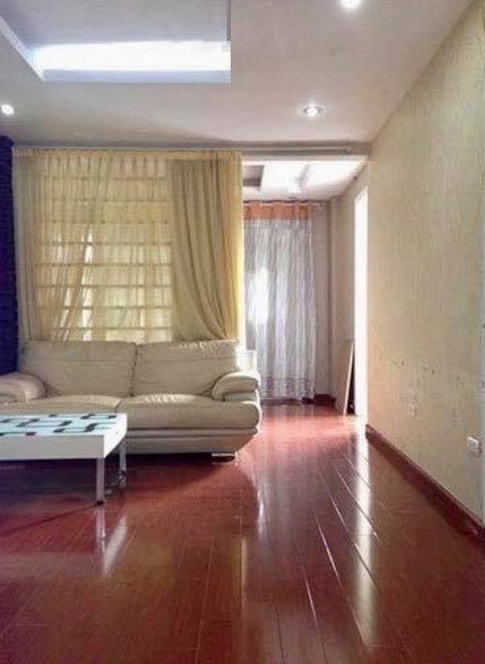 HIẾM, có ngay nhà đẹp Hoàng Văn Thái, 50m2, ô tô, ở ngay