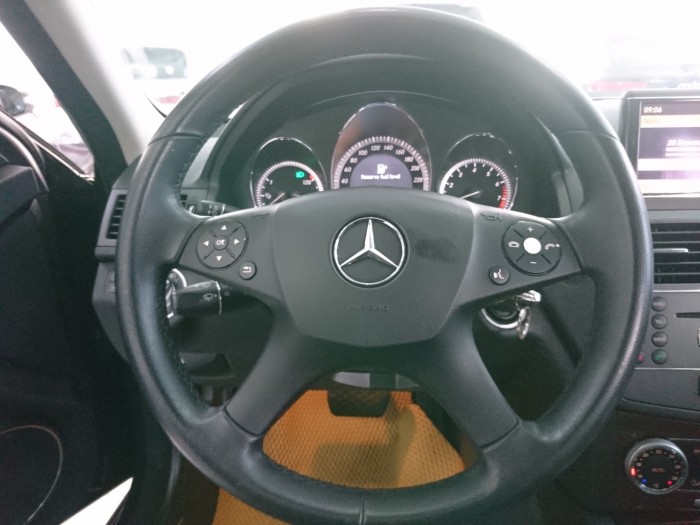 Bán Mercedes Benz C250 2010 CGI màu đen