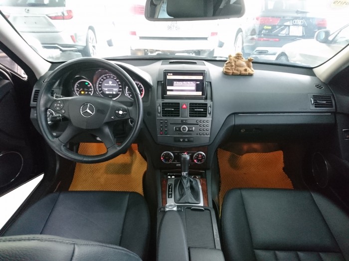 Bán Mercedes Benz C250 2010 CGI màu đen