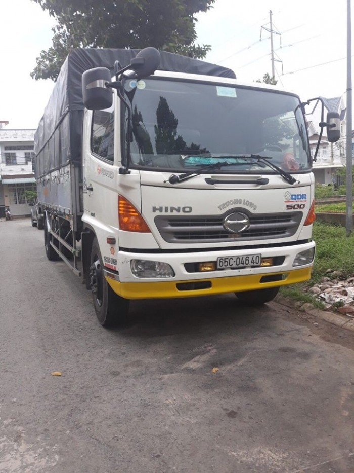 Ban Hino Fg Đời 2015 Thùng Bạc Nhôm, Sàn Inox. Co Hỗ Trợ Vay Ngân Hàng