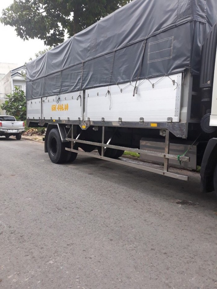 Ban Hino Fg Đời 2015 Thùng Bạc Nhôm, Sàn Inox. Co Hỗ Trợ Vay Ngân Hàng