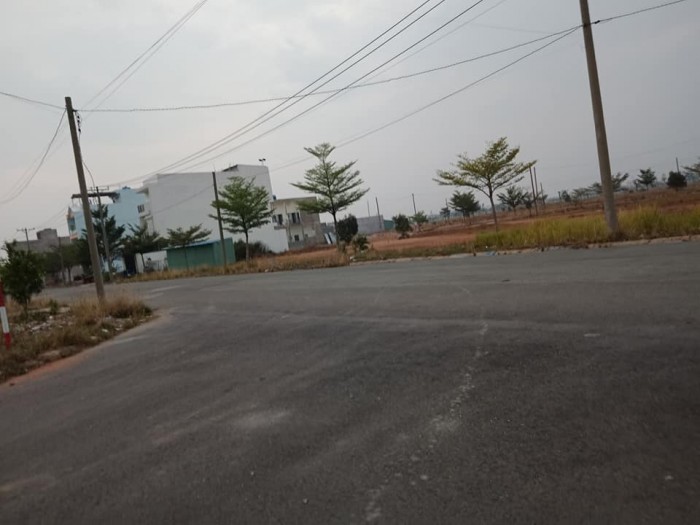 Cần bán lô đất CC nằm ngay trung tâm KCN Hải Sơn-Tân Đô ngay BV Tân Tạo
