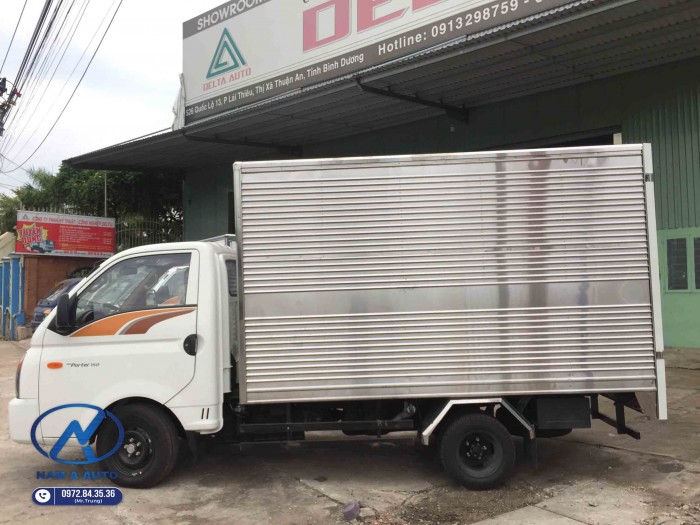 Xe Tải Hyundai Poter H150 Thùng Kín Inox