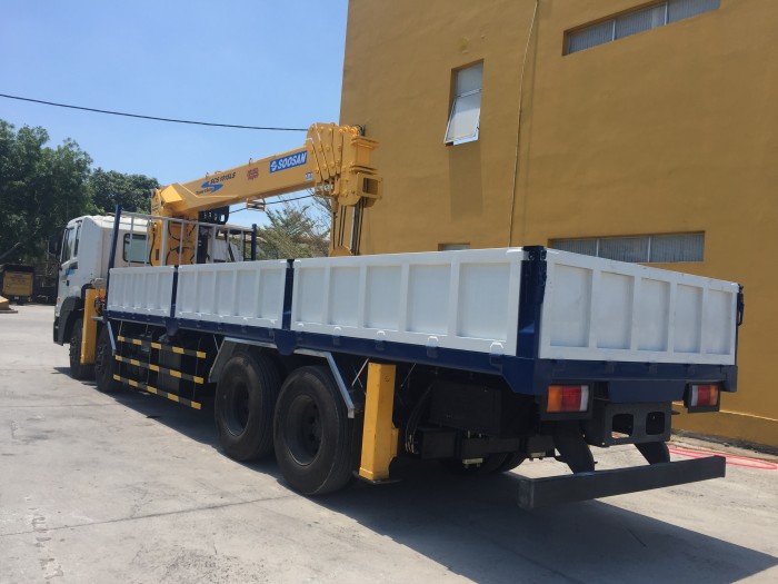 Hyundai hd320 gắn cẩu chuyên dùng