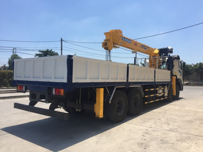 Hyundai hd320 gắn cẩu chuyên dùng