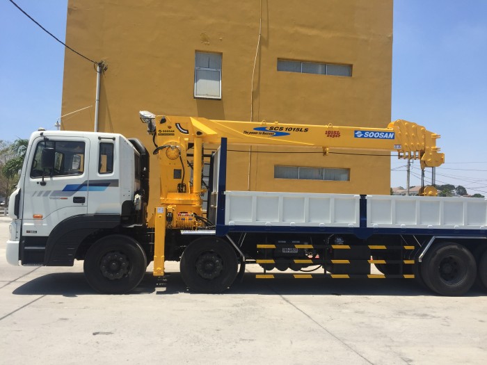 Hyundai hd320 gắn cẩu chuyên dùng