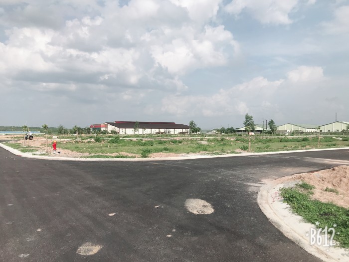 Đất 150m2 mặt tiền đường Nguyễn An Ninh gần chợ Dĩ An