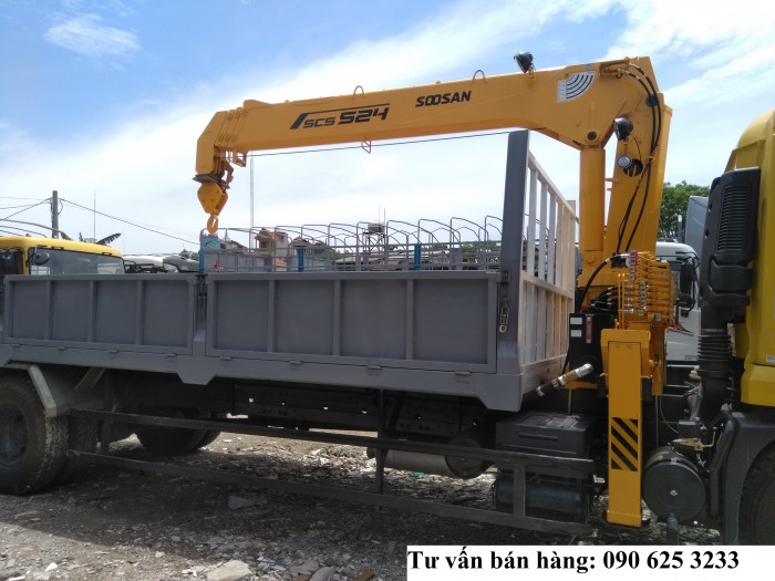 B170 Dongfeng Hoàng Huy gắn cẩu Soosan 524
