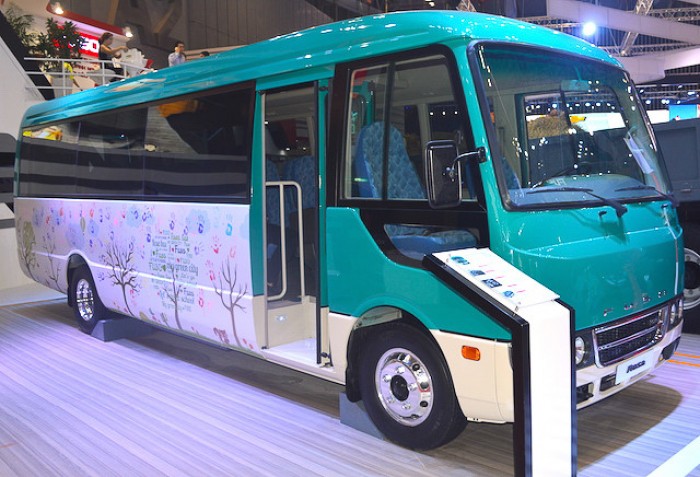 Thaco Bán xe Fuso Rosa đời 2016 xe nguyên bản.