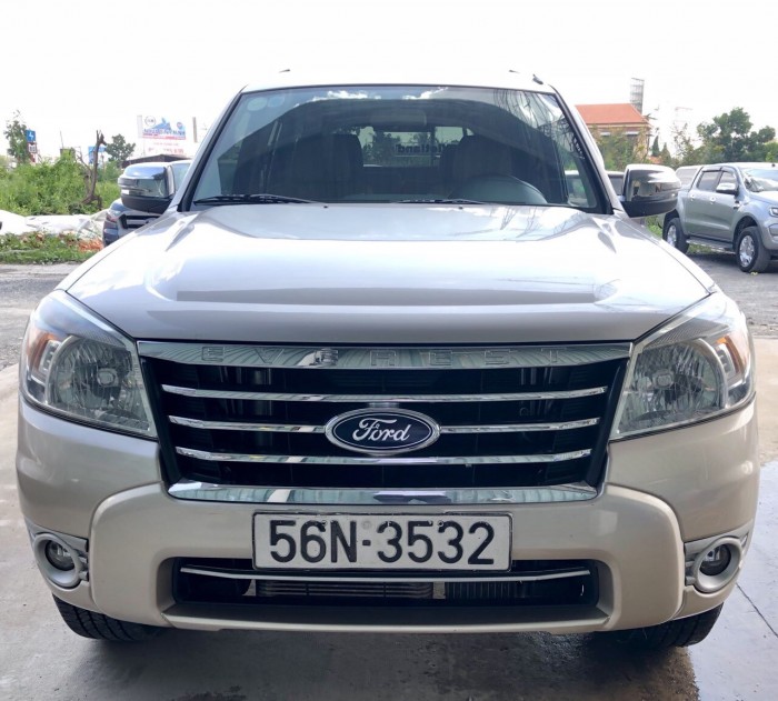 Bán Ford Everest 4x2 AT sx 2009 ghi vàng
