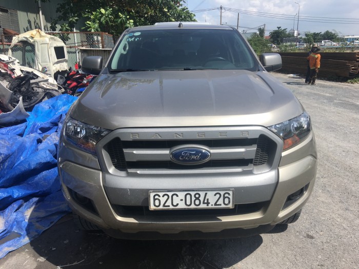 Ranger XLS 2016, số tự động, màu ghi vàng, xe công ty