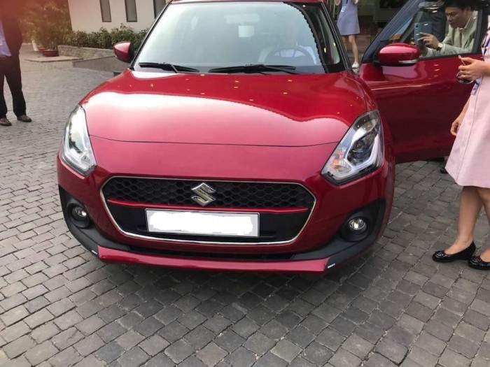 Suzuki Swift 2018 nhập khẩu nguyên chiếc Thái Lan