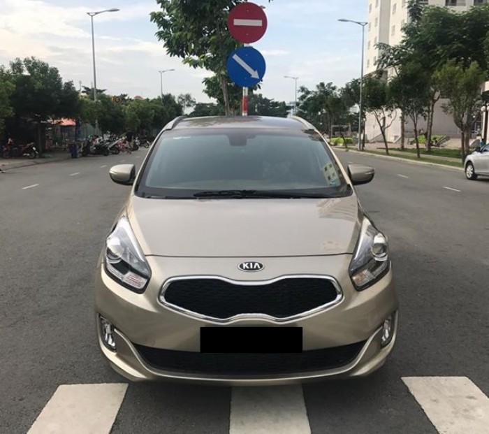 Kia Rondo 2015 vàng cát tự động một chủ trước giờ.