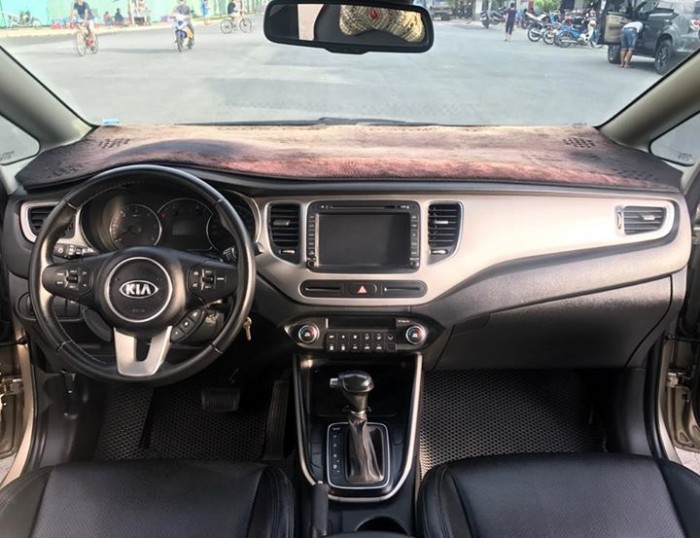 Kia Rondo 2015 vàng cát tự động một chủ trước giờ.