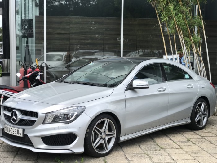 Bán xe Mercedes CLA250 Bạc 2017 chính hãng siêu lướt