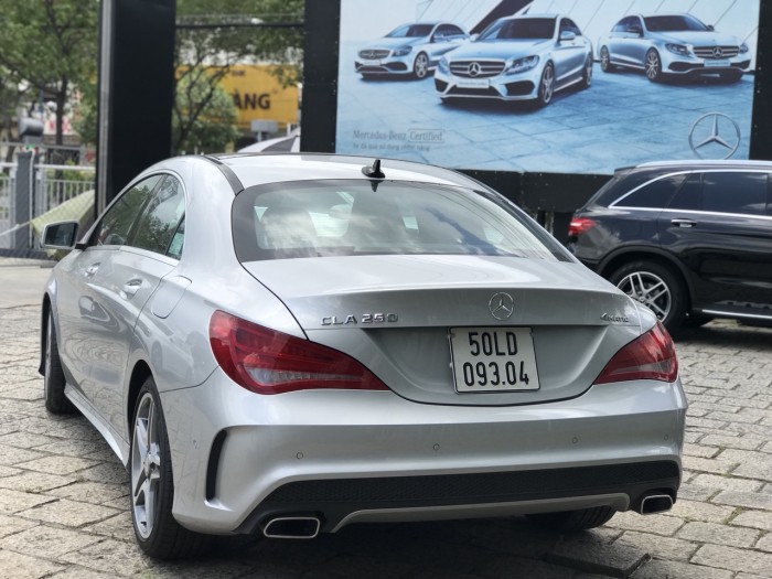 Bán xe Mercedes CLA250 Bạc 2017 chính hãng siêu lướt