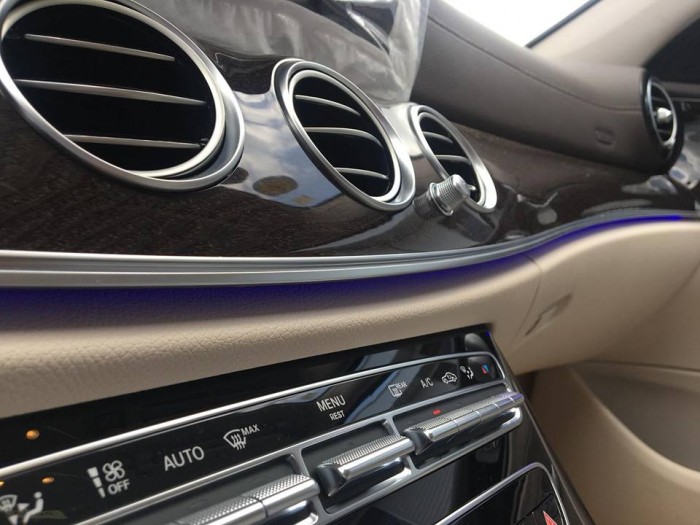 Mua Bán Xe Cũ Mercedes-Benz E250 Chính Hãng