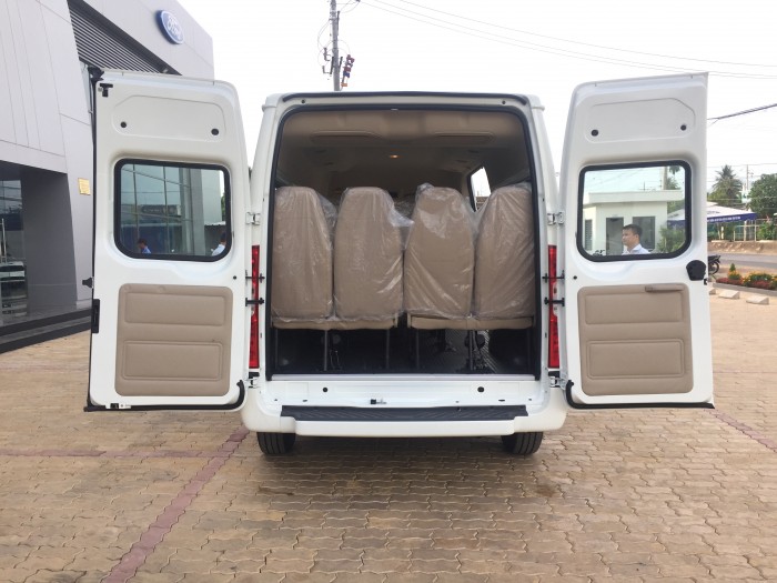 Bán Ford Transit Medium, SVP, Luxury 2018, khuyến mãi tiền mặt, hỗ trợ trả góp linh hoạt