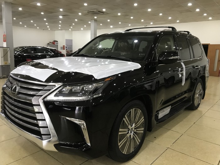 Bán Lexus LX570 sản xuất 2018,phiên bản cao nhất của dòng xe xuất mỹ,mới 100%,xe giao ngay.