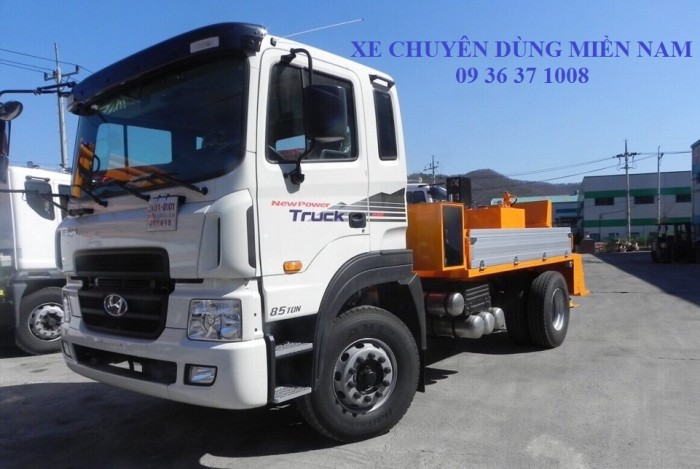 Hyundai Nhập Khẩu Gắn Bơm Bê Tông Từ Hàn Quốc