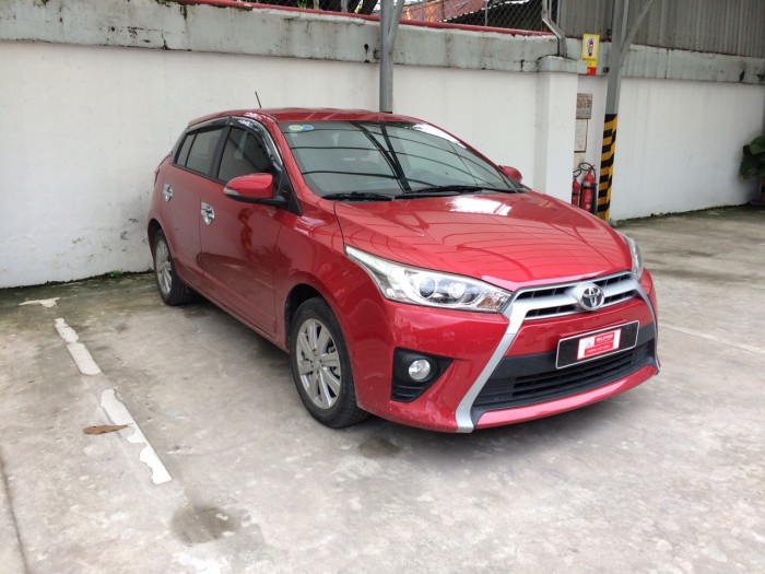 Bán xe Yaris G nhập khẩu đời 2017 màu Đỏ