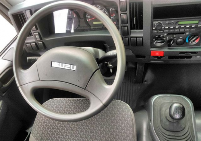 Xe tải 8 tấn Isuzu Vĩnh Phát 2018 chỉ với 740tr cực ưu đãi