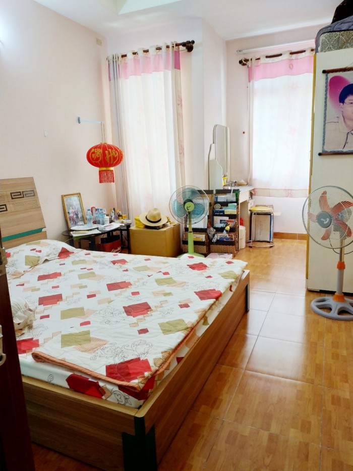 Nhà Láng Hạ cực hiếm 38m2 MT 6.5m, ngõ thông ở ngay
