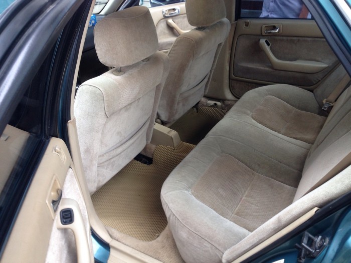 Honda Accord 1995 số sàn, màu xanh nhập khẩu