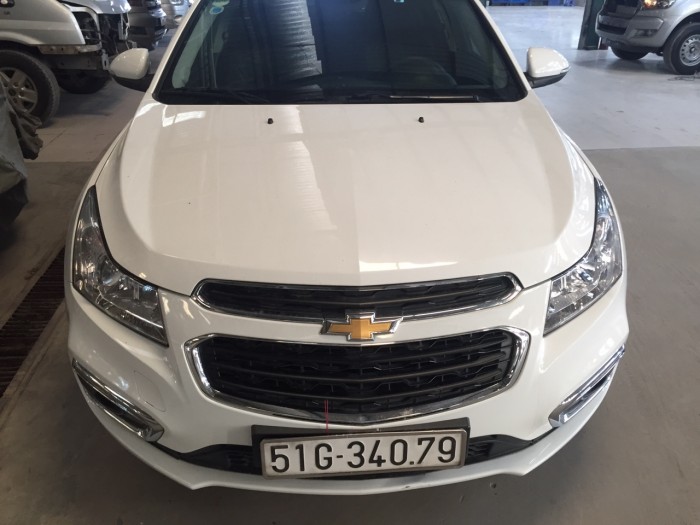 Bán Chevelot Cruze sx 2017 màu trắng