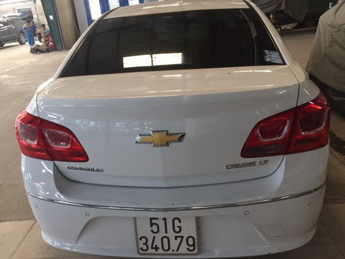 Bán Chevelot Cruze sx 2017 màu trắng