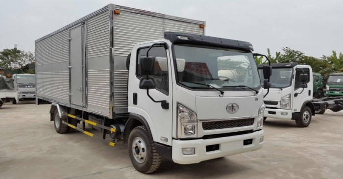 Giá xe tải Faw 7.3 tấn thùng 6m3, vay trả góp lãi suất thấp, giao ngay