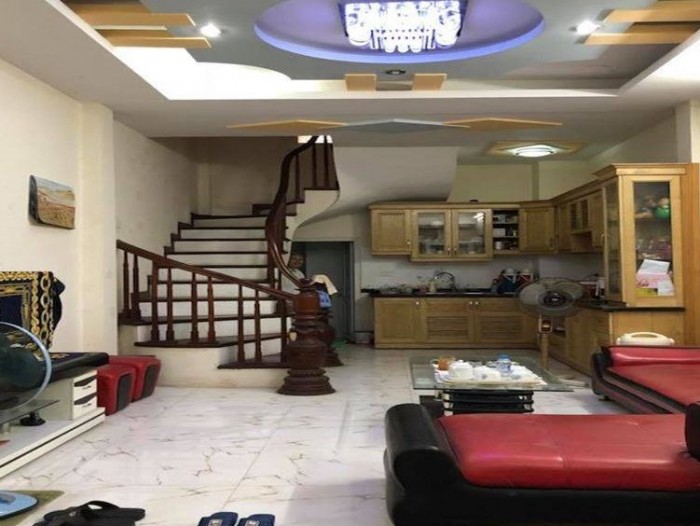 Bán nhà ngõ ô tô vào, kinh doanh được gần hồ Ba Mẫu, Xã Đàn. Diện tích 35m2 *4 tầng