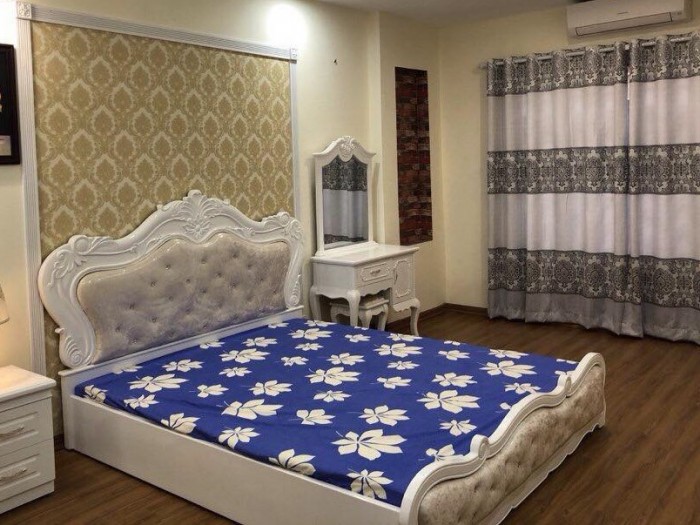 Bán nhà ngõ ô tô vào, kinh doanh được gần hồ Ba Mẫu, Xã Đàn. Diện tích 35m2 *4 tầng