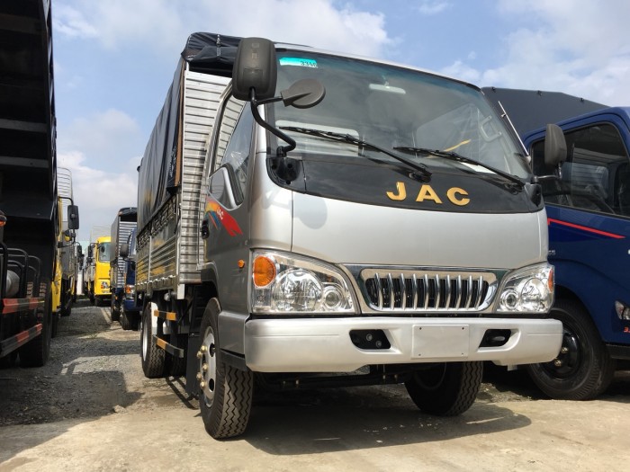 Xe tải 2 tấn 4 công nghệ nhật, thùng dài 3 mét 7.