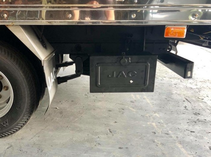 Xe tải JAC đời mới giá cạnh tranh