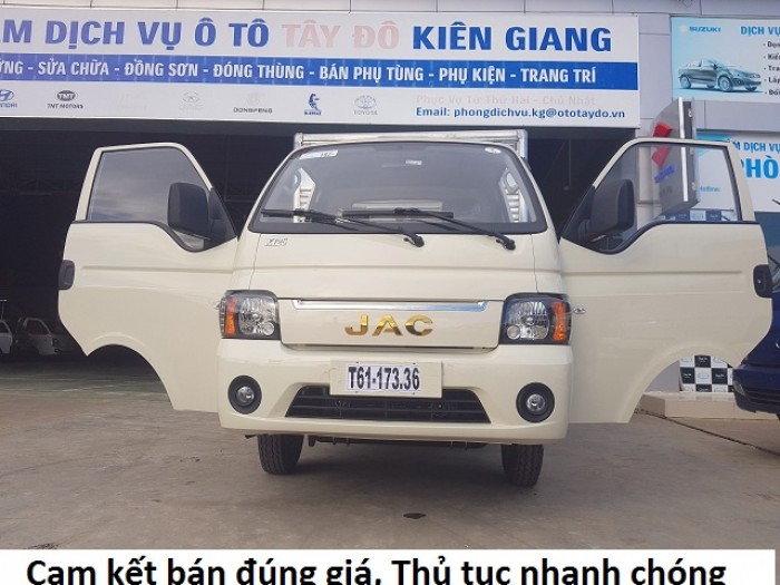 Xe tải JAC thùng kín đời mới giá cạnh tranh