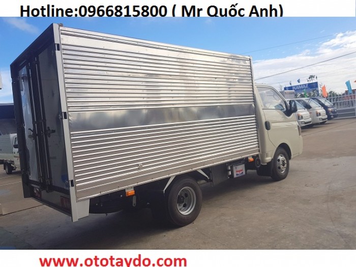 Xe tải JAC thùng kín đời mới giá cạnh tranh