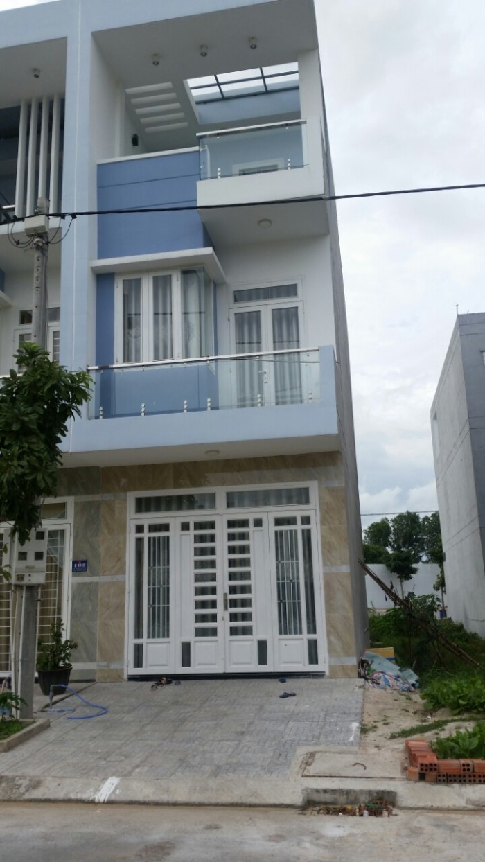 Bán Căn Nhà Đẹp Với Giá Cực Rẻ- An Phú, Thuận An. Nhà Đúc 2 Tấm