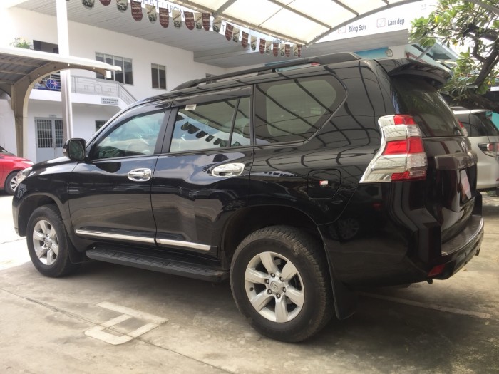 Bán xe 7 chỗ Toyota Prado màu Đen đời 2015 trả góp