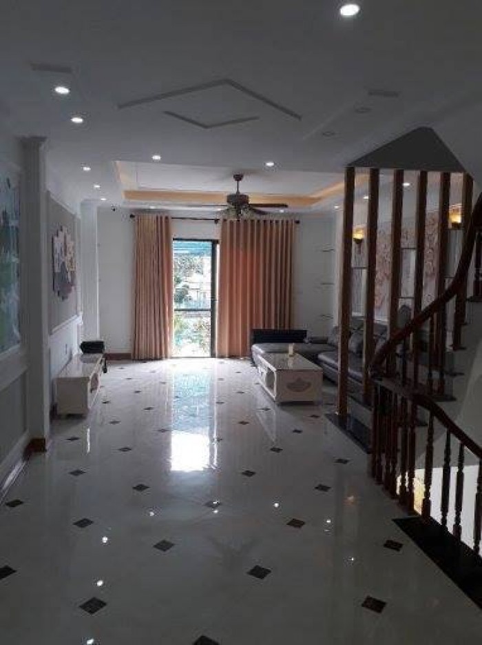 Bán nhà riêng Tây Sơn, 35m2, 5 tầng, MT 4m