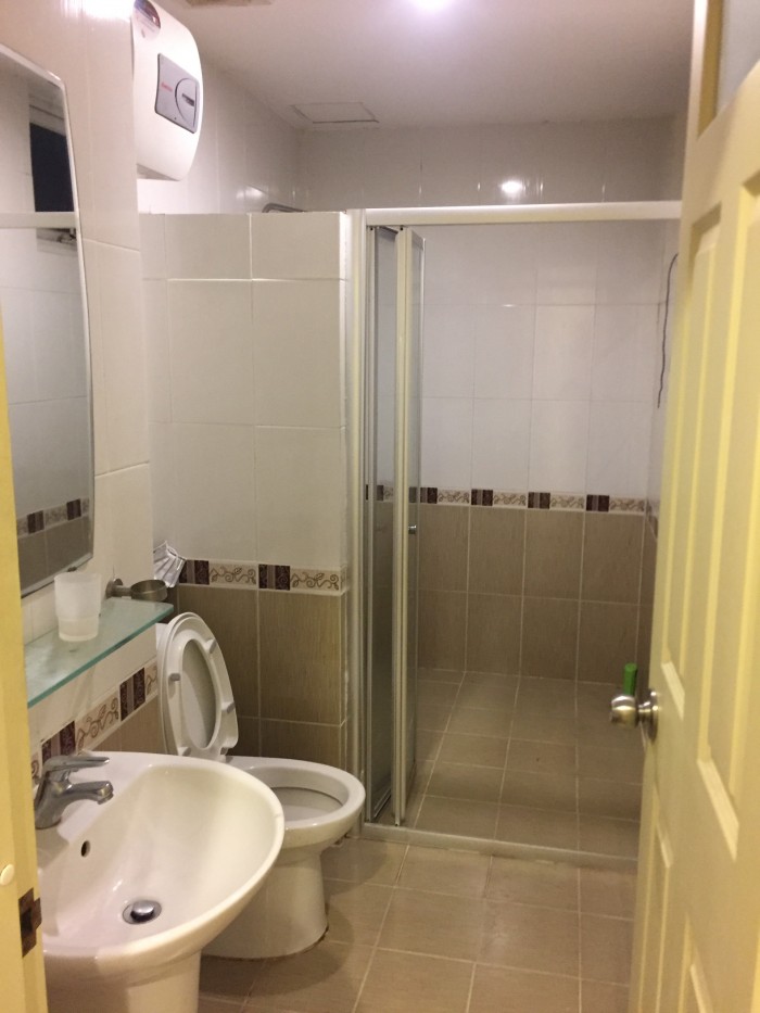 Cho thuê CC Hưng Phát nội thất dính tường, 2PN, ban công giá 9triệu/tháng