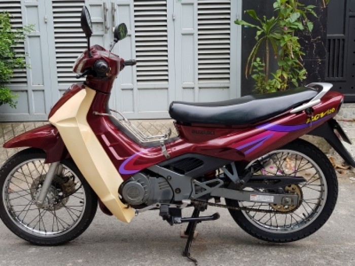 Cần bán xe máy Suzuki RGV 120, giá rẻ