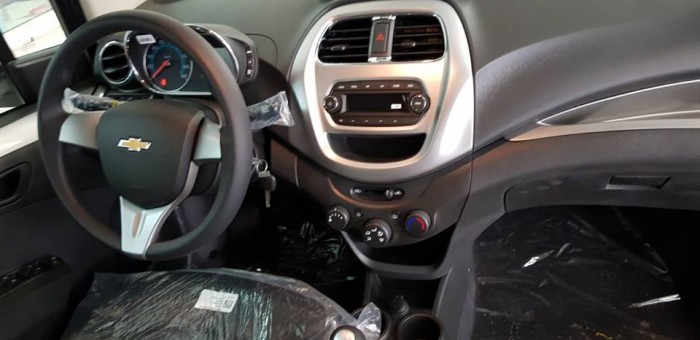 Bán xe chevrolet Spark 2018