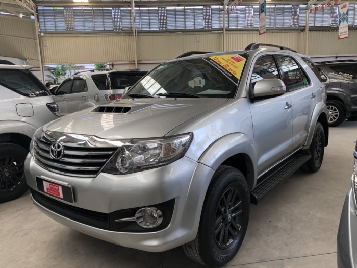 Bán Fortuner Máy dầu 2016 số sàn, có trả góp