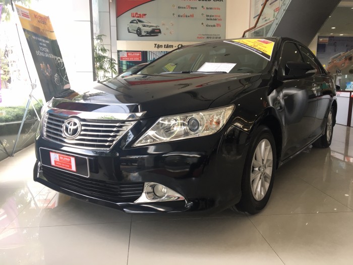 Bán xe Camry 2.0E đời 2014 màu Đen - Hỗ trợ góp 5 năm