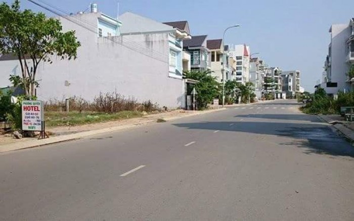 Bán đất 100m2, huyện Bình Chánh, sổ riêng, thổ cư 100%