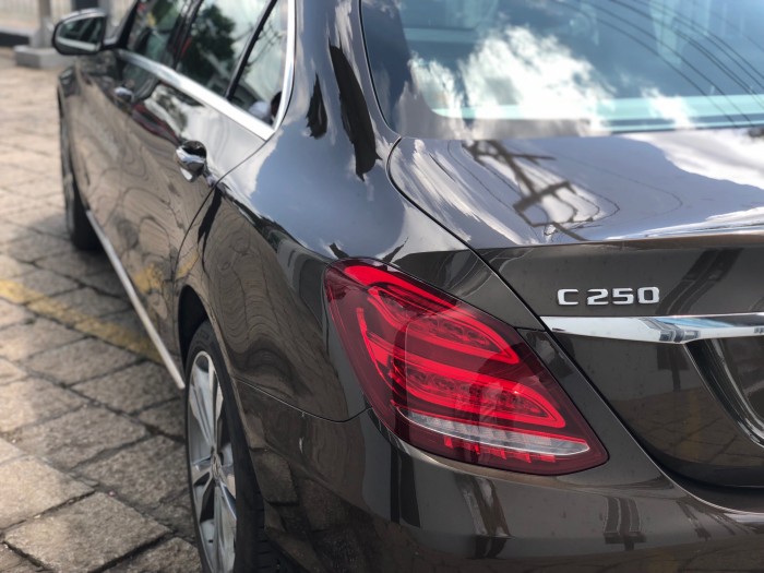 Sở hữu xe Mercedes-Benz C250 chỉ từ 19 triệu đồng/ tháng