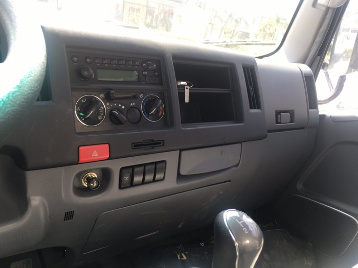 Xe tải 2.2 tấn – 3.4 tấn/ thùng dài 3m7 – 4m3/ công nghệ Isuzu
