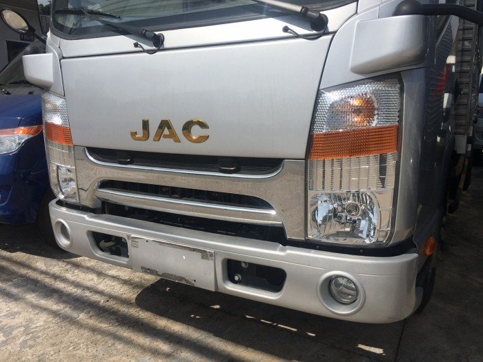 Xe tải 2.2 tấn – 3.4 tấn/ thùng dài 3m7 – 4m3/ công nghệ Isuzu